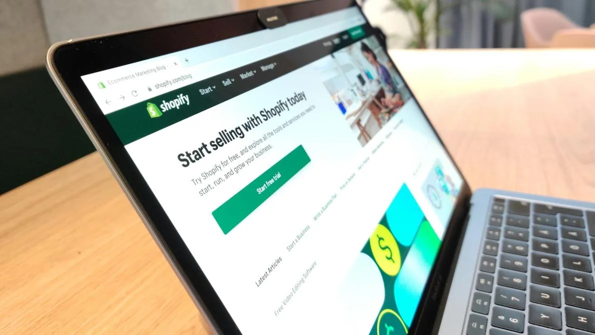 Launch Vector Review: A Financial Insight into Acquiring and Scaling Shopify Brands